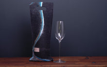 Load image into Gallery viewer, the kingfisher - wine wallet