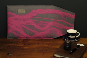 free flowing magenta pink - MacBook